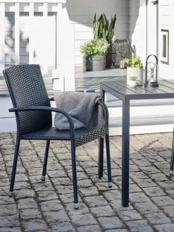 HALDBJERGSilla apilable HALDBJERG negro