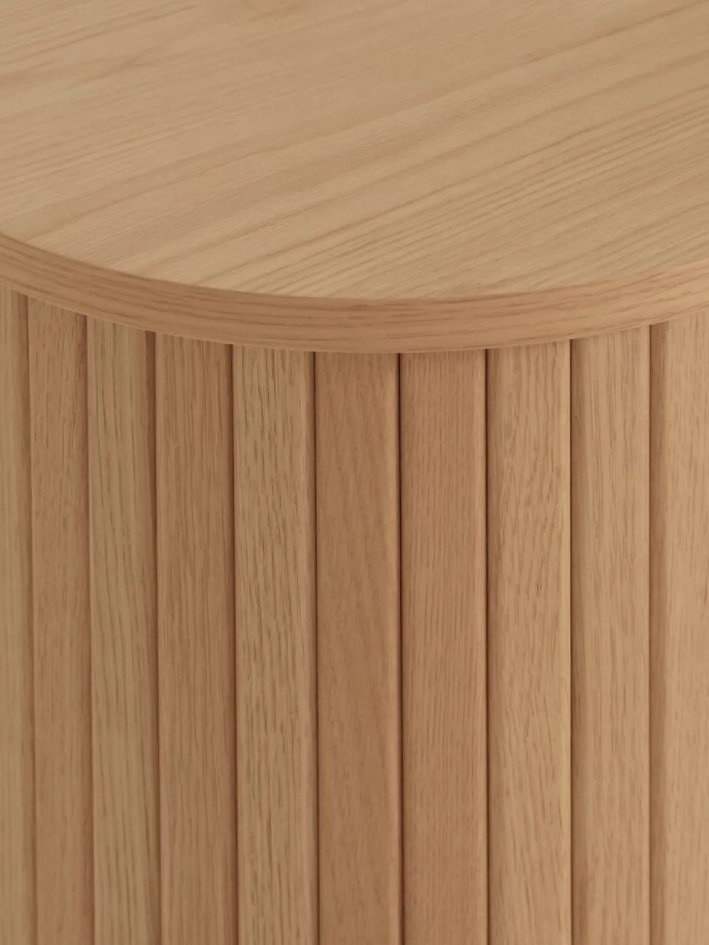 LYNGVIGMesita de noche LYNGVIG 2 puertas persiana roble natural