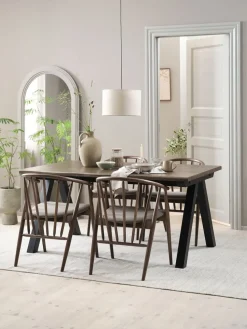 SANDBY + LYKSBORGMesa SANDBY L160 roble oscuro + 4 LYKSBORG roble oscuro